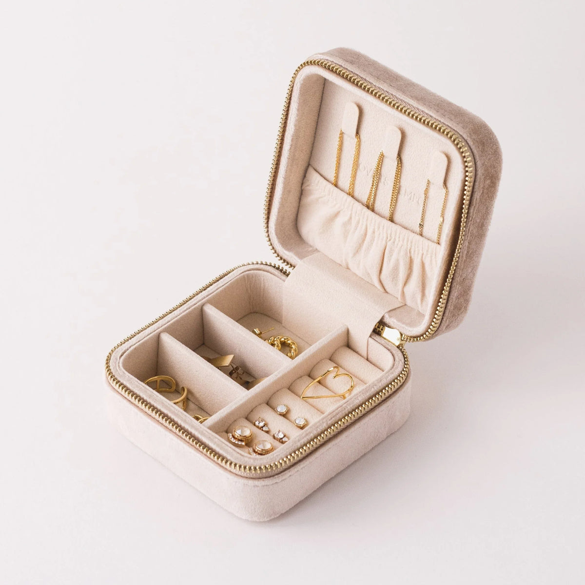 Bon Voyage Square Travel Case, Two Colors